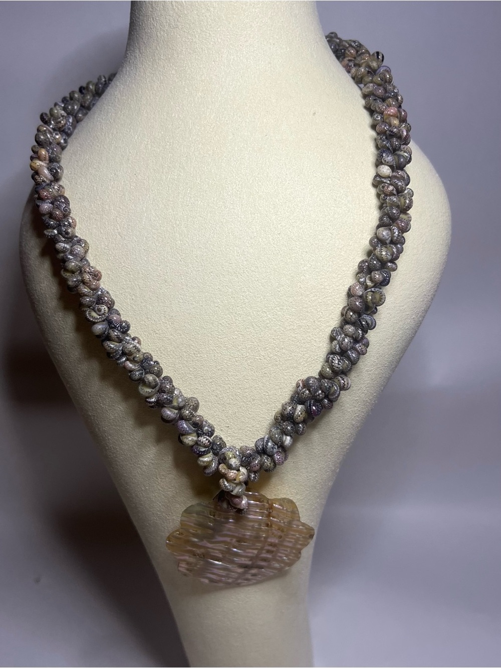 Mother of Pearl handbeaded shell necklace